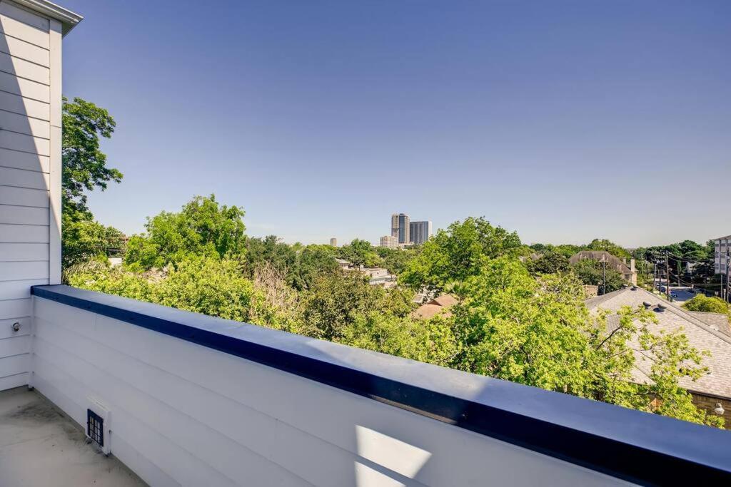 4 Story Home Mins To Downtown Houston With City Views Exteriér fotografie