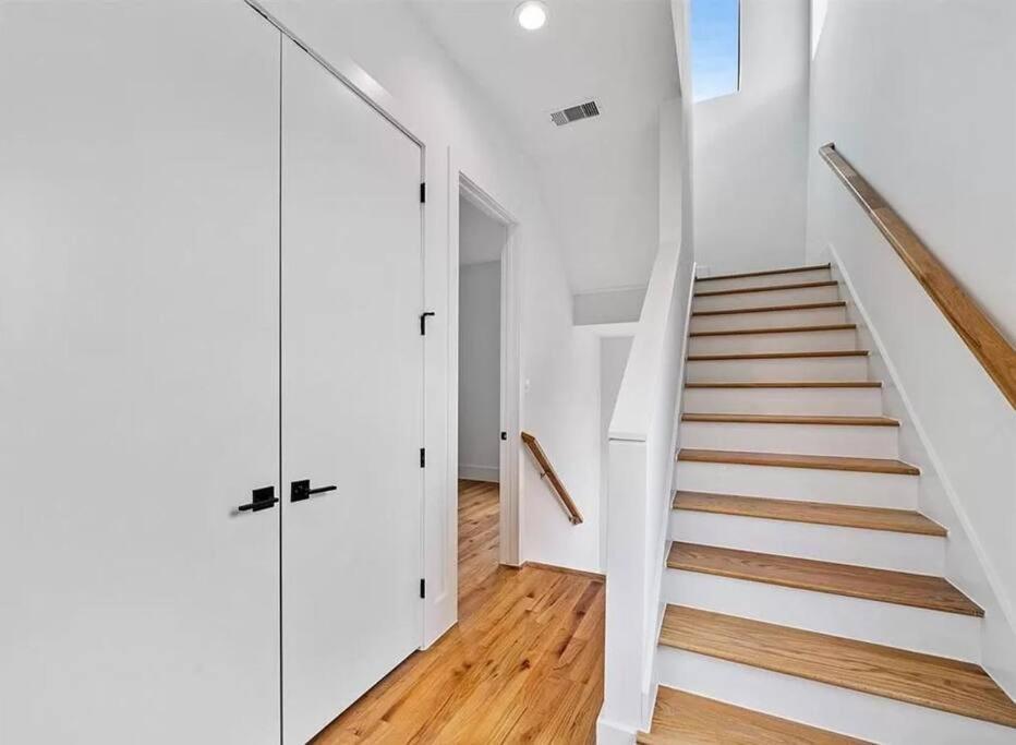 4 Story Home Mins To Downtown Houston With City Views Exteriér fotografie