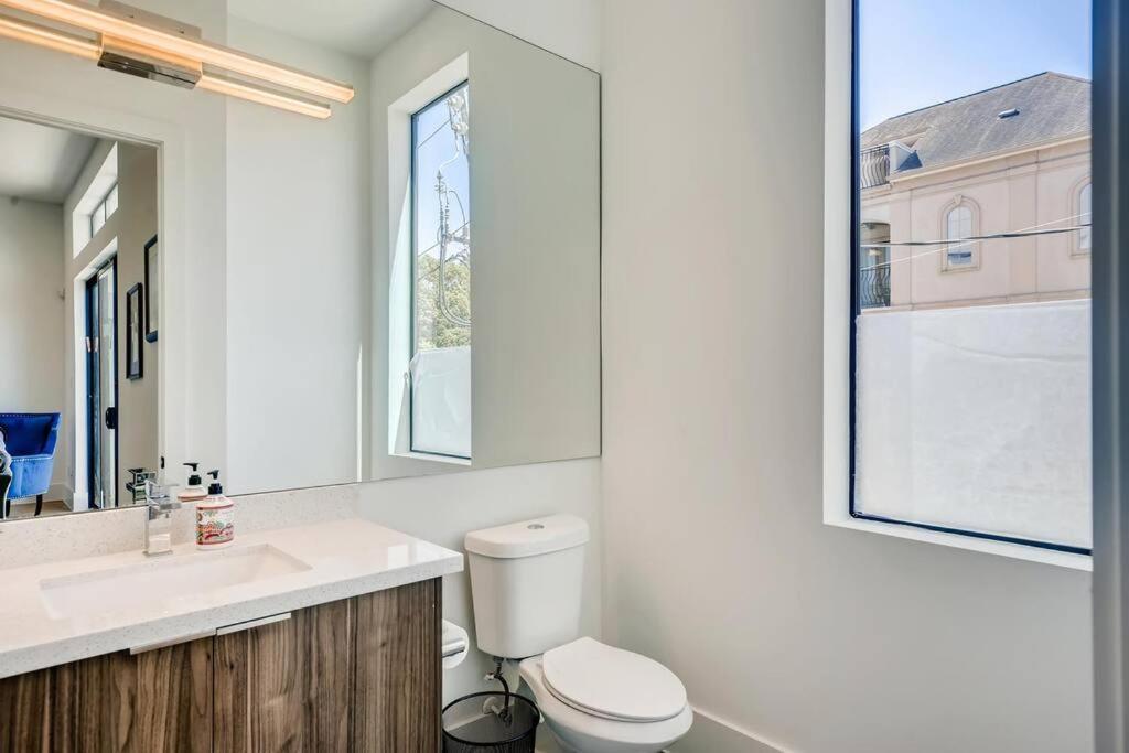 4 Story Home Mins To Downtown Houston With City Views Exteriér fotografie