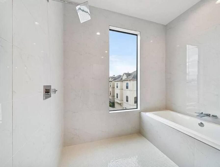 4 Story Home Mins To Downtown Houston With City Views Exteriér fotografie